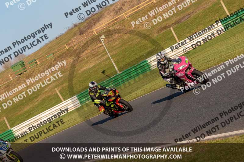 PJM Wedding Photography;enduro digital images;event digital images;eventdigitalimages;mallory park;mallory park photographs;mallory park trackday;mallory park trackday photographs;no limits trackdays;peter wileman photography;racing digital images;trackday digital images;trackday photos